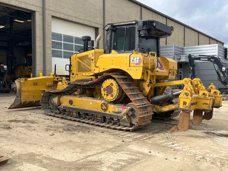 Caterpillar D6XE