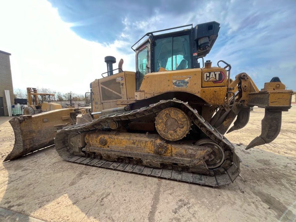 Caterpillar D6XE