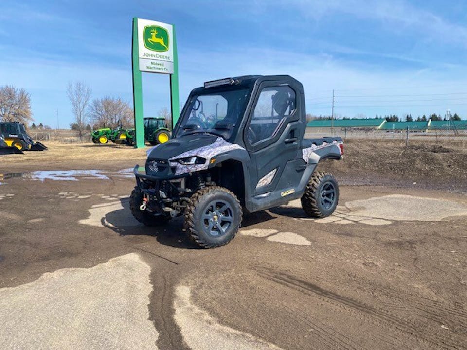 Cub Cadet Challenger 750