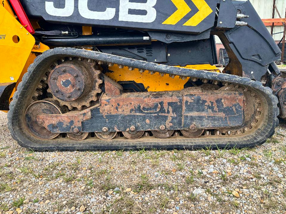 JCB 3TS-8T