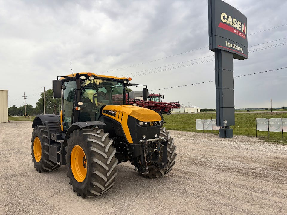 JCB 4220