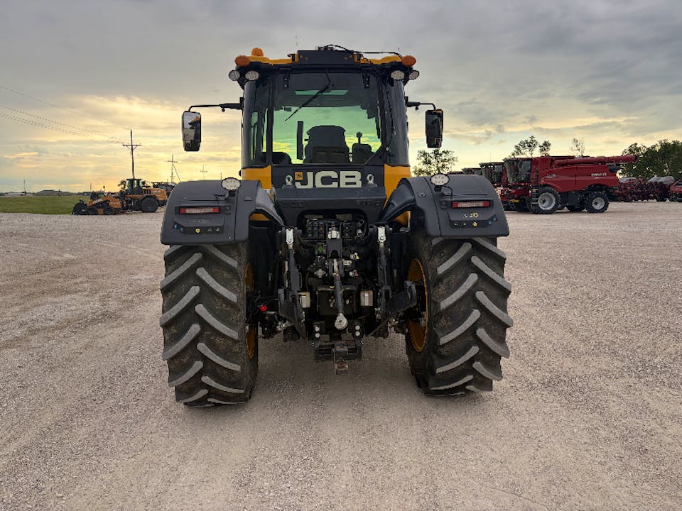 JCB 4220