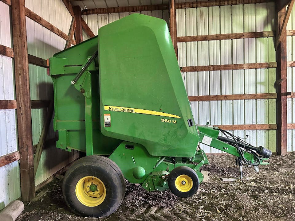 John Deere 560M