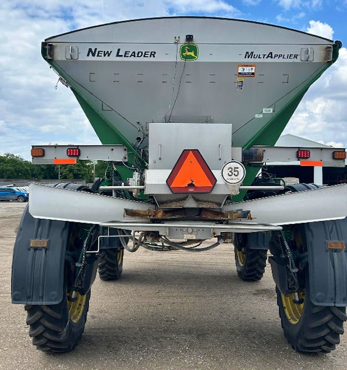 John Deere R4045