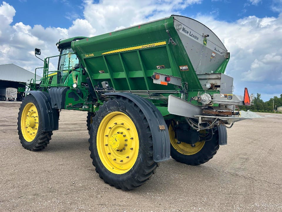 John Deere R4045