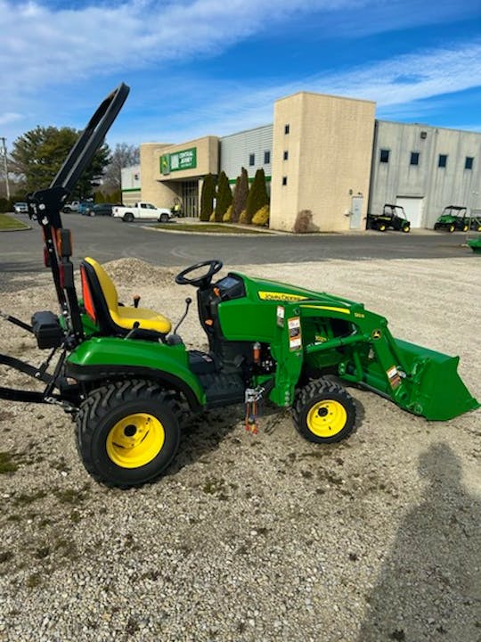 John Deere 1023E