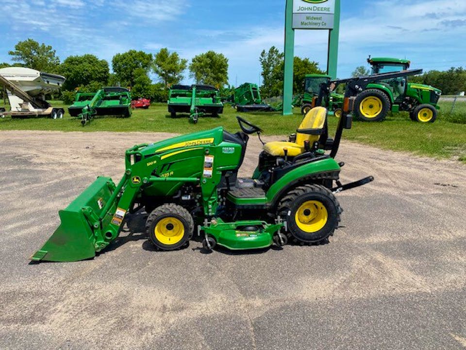 John Deere 1025R