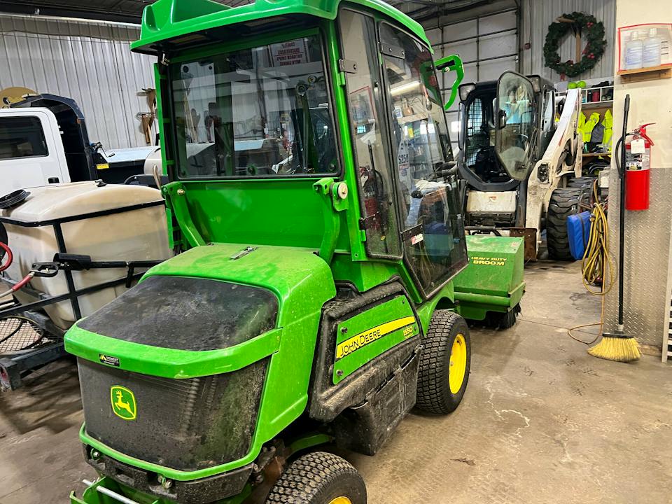 John Deere 1550