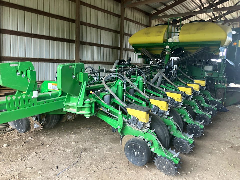 John Deere 1775NT