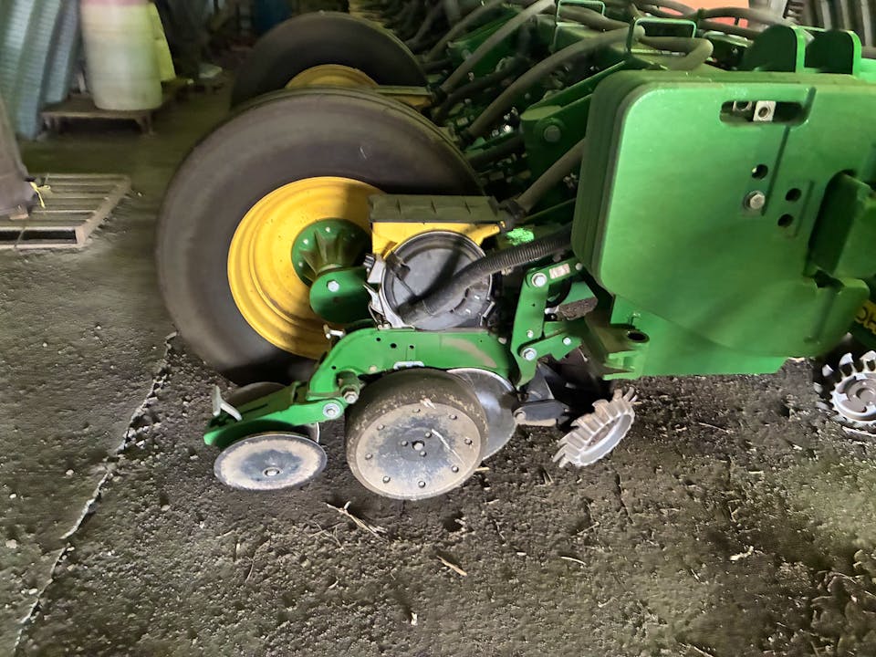 John Deere 1775NT