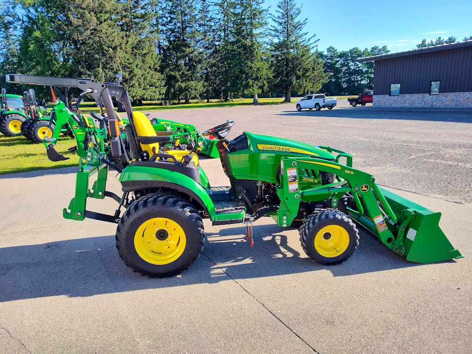 John Deere 2025R