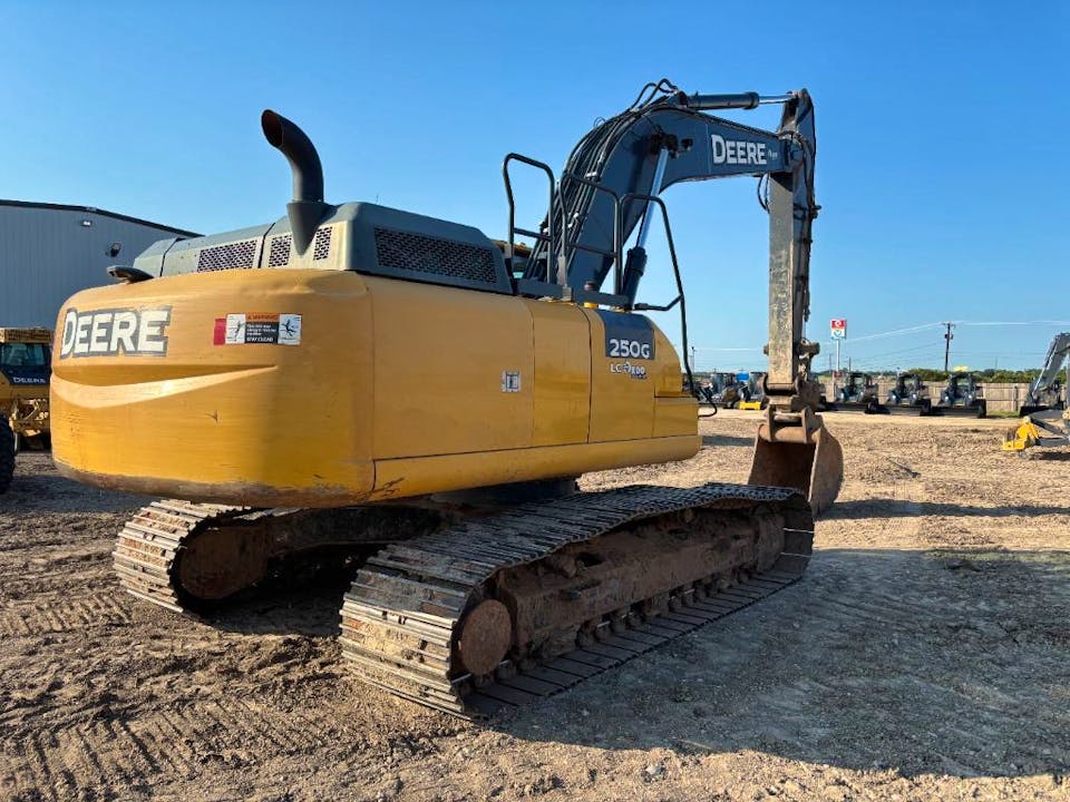 John Deere 250GLC