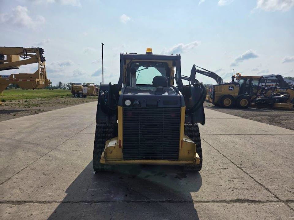 John Deere 325G