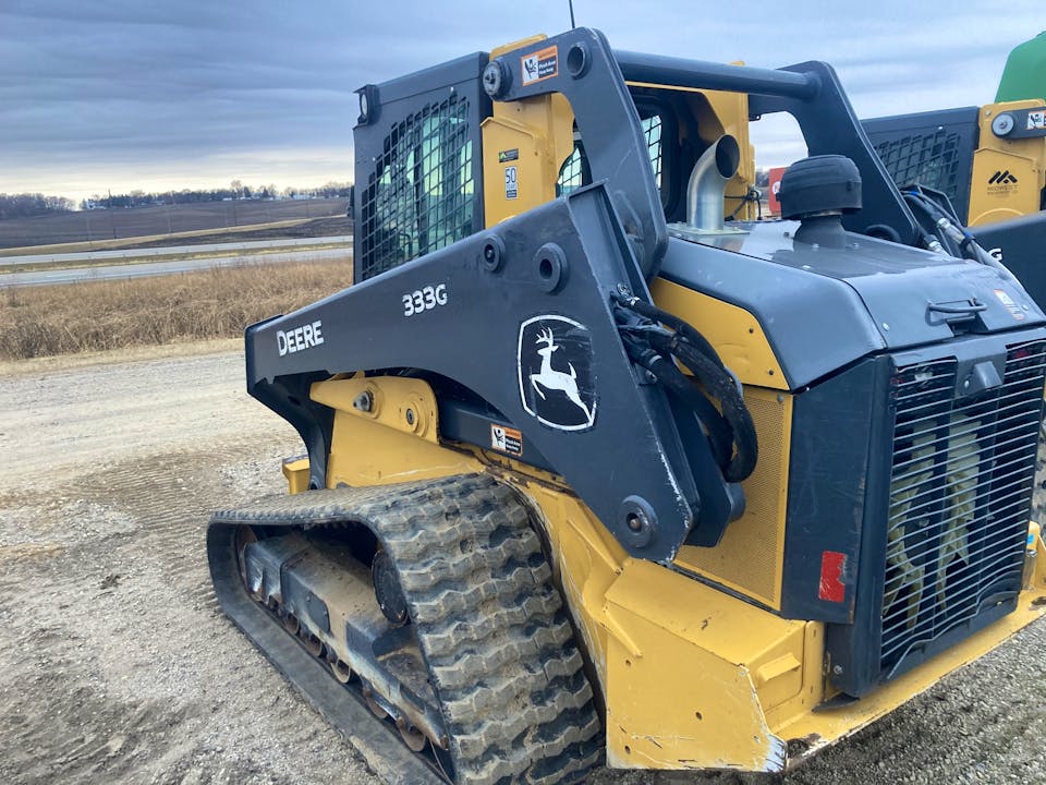 John Deere 333G