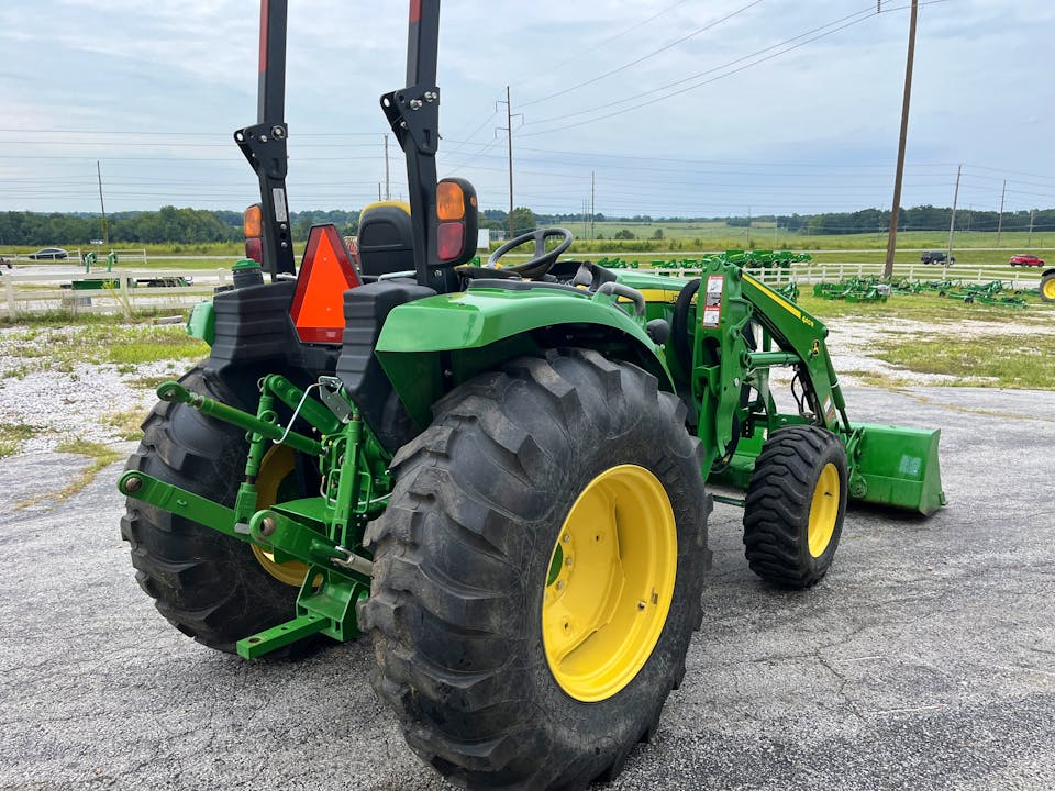 John Deere 4052R