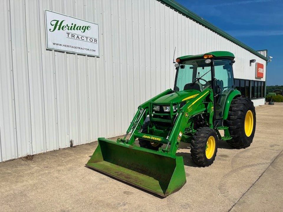 John Deere 4066R