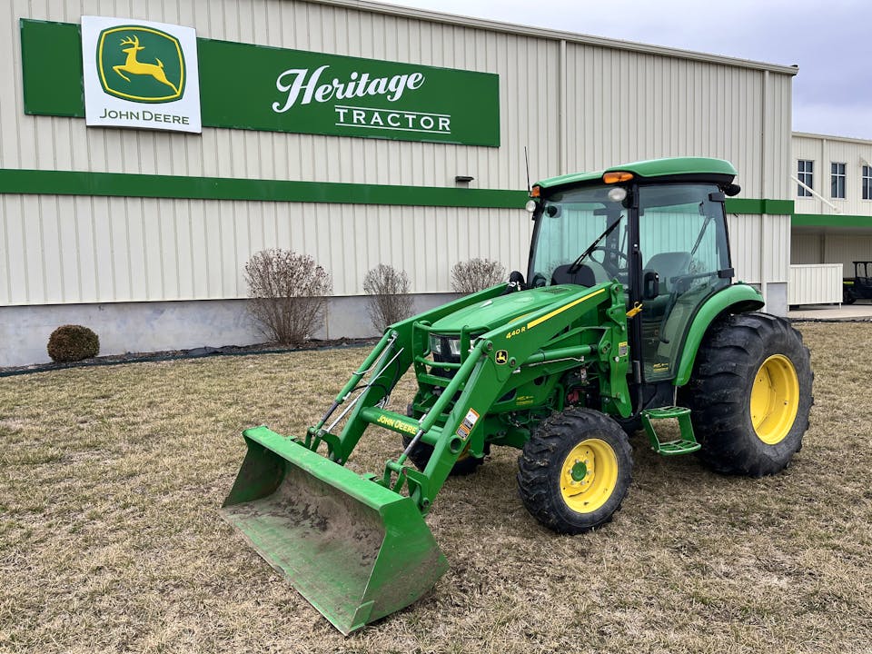 John Deere 4066R