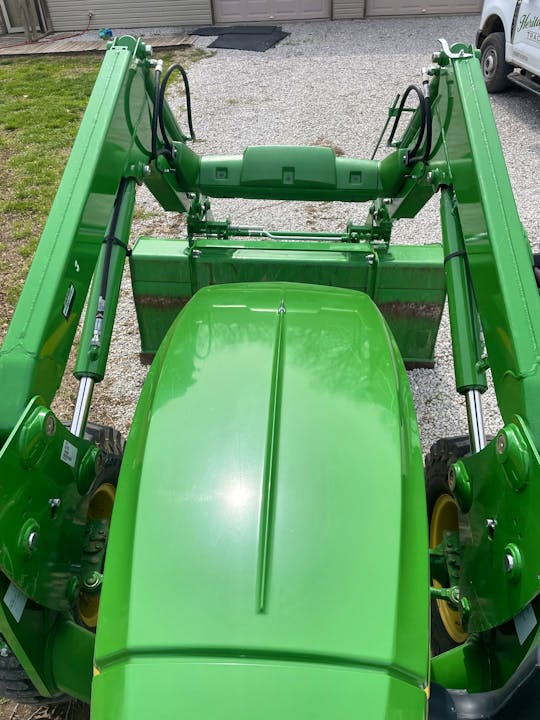 John Deere 5065E