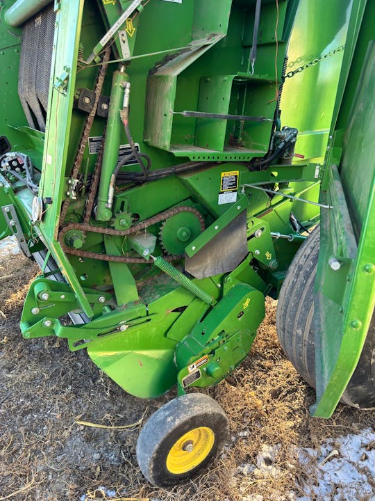 John Deere 560M