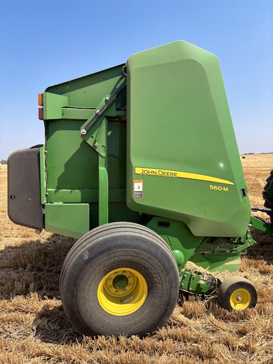John Deere 560M