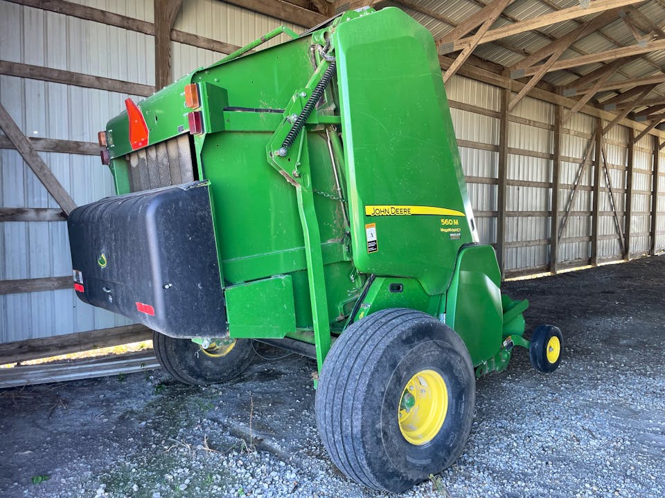 John Deere 560M Precutter