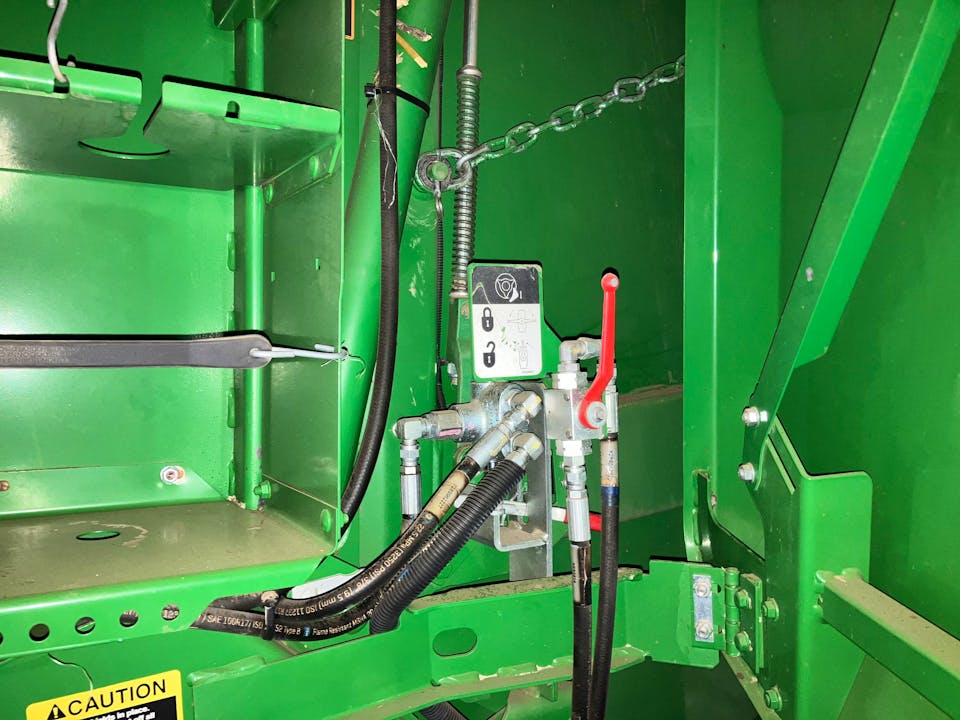 John Deere 560R