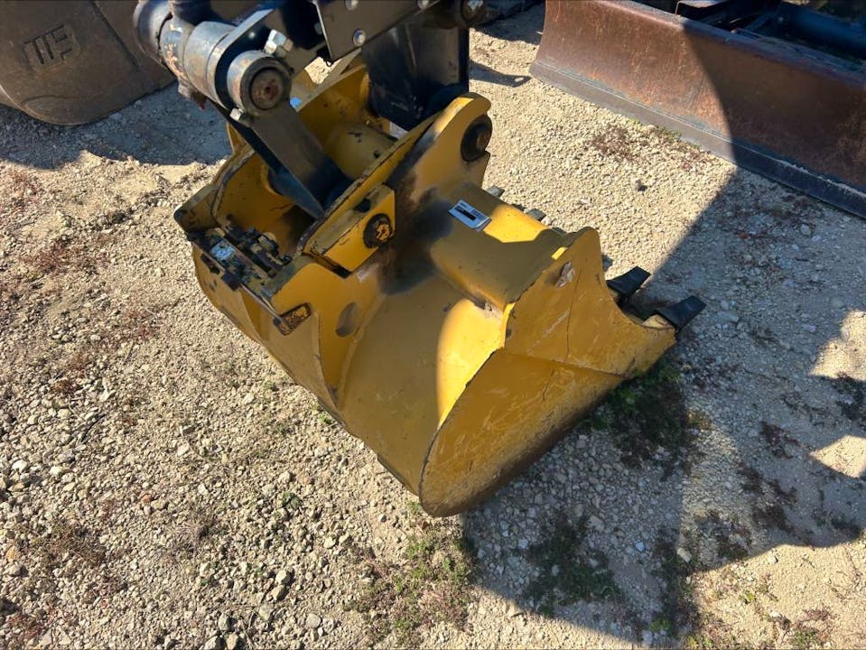 John Deere 60HD30