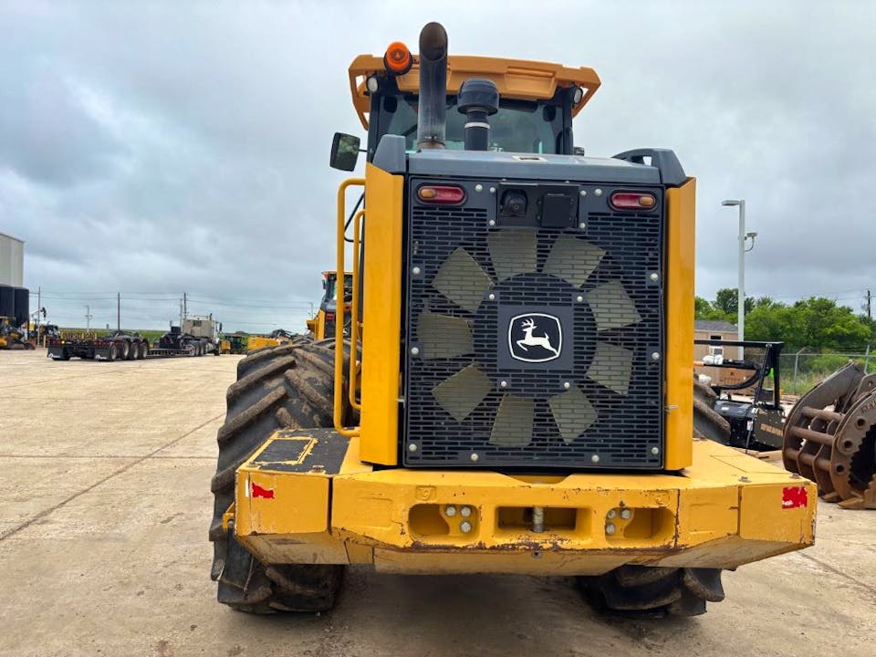 John Deere 624L
