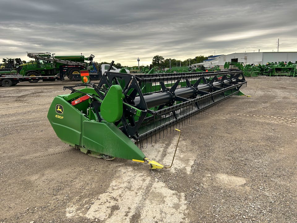 John Deere 630F