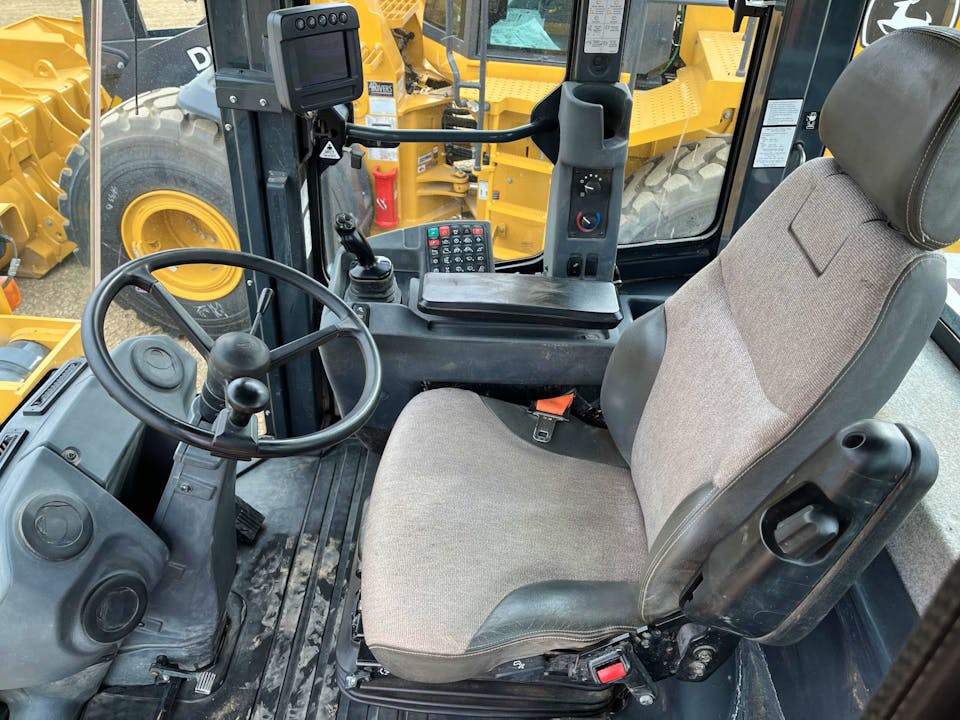 John Deere 644K