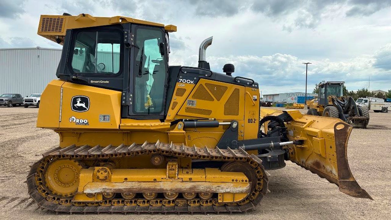 John Deere 700K