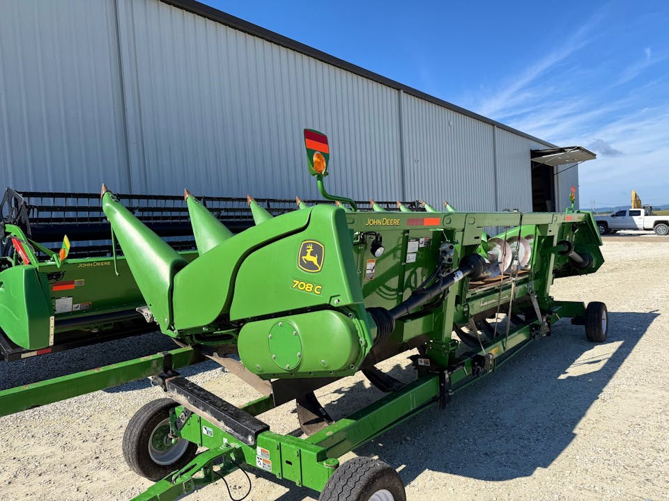 John Deere 708C