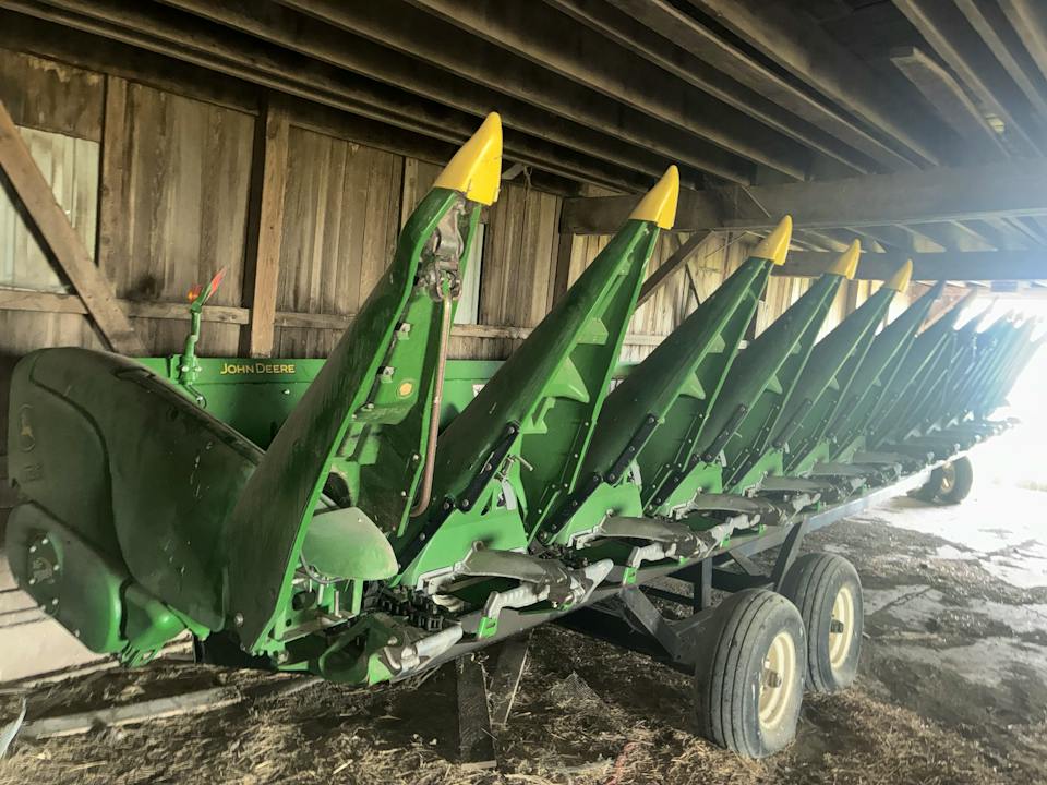 John Deere 712C