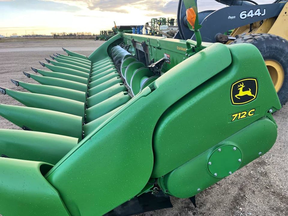 John Deere 712C