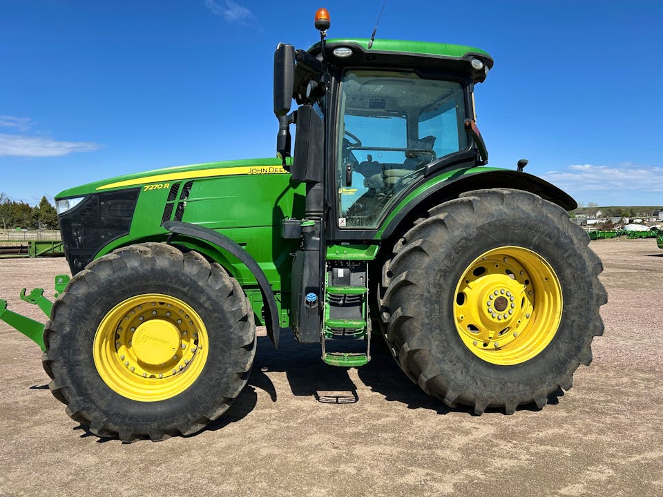 John Deere 7270R