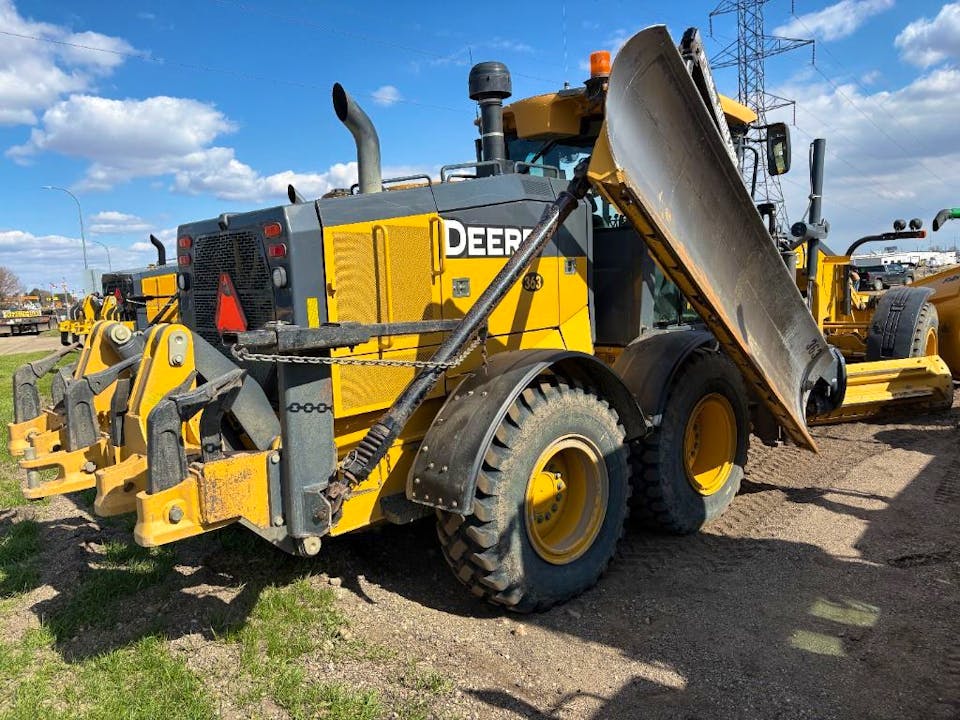 John Deere 772G