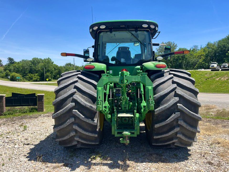 John Deere 8320R