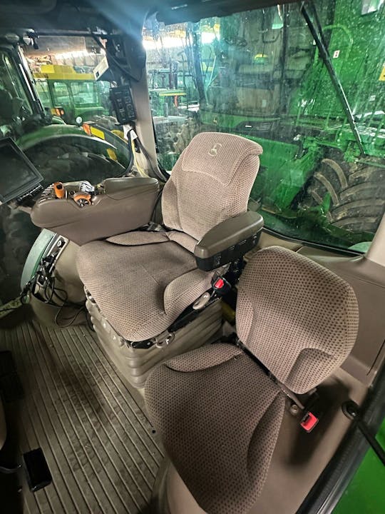 John Deere 8370R