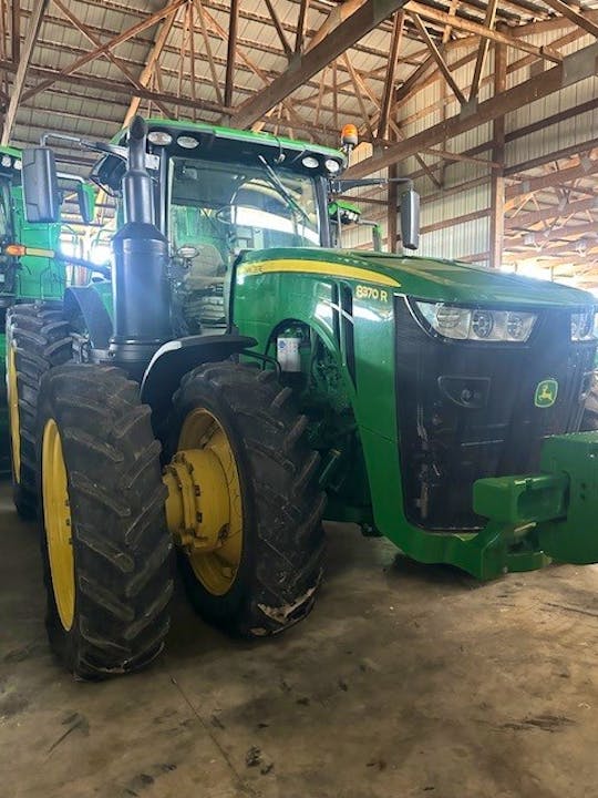 John Deere 8370R