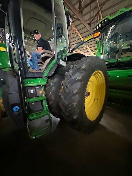 John Deere 8370R