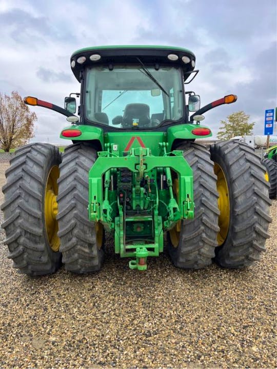 John Deere 8370R