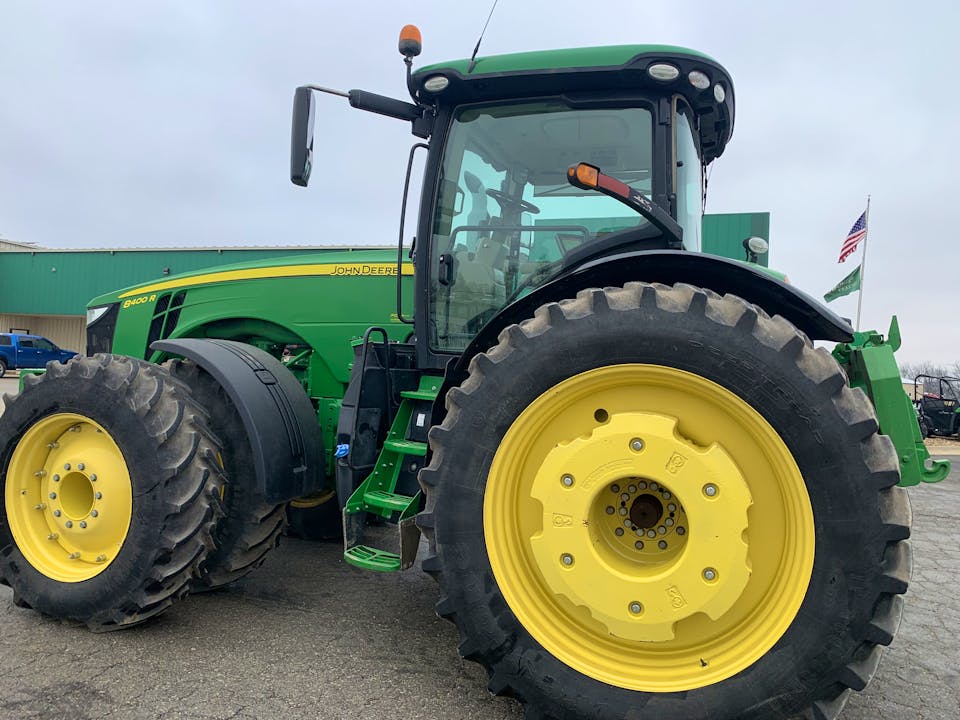 John Deere 8400R