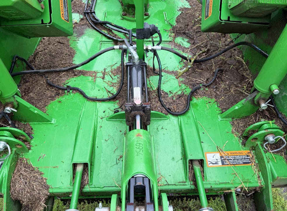 John Deere E12