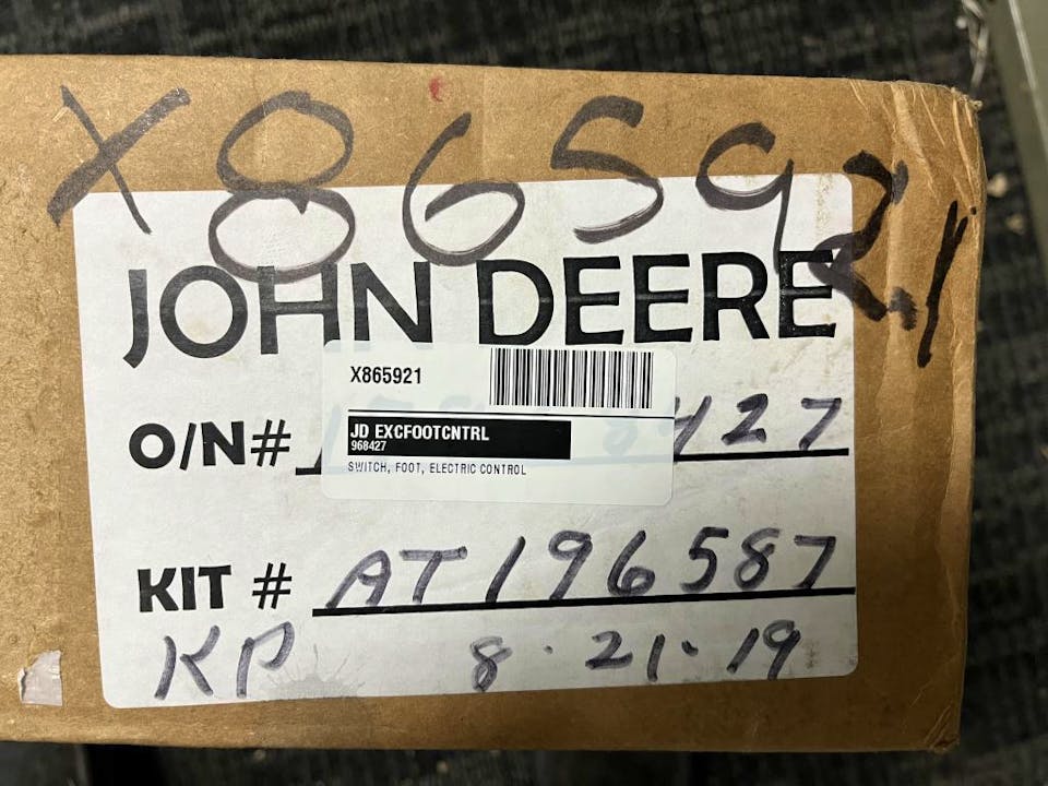 John Deere EXCFOOTCNTRL