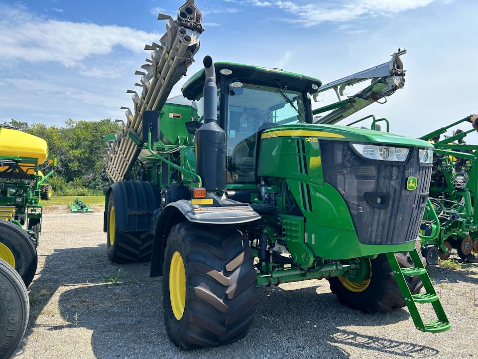 John Deere F4365