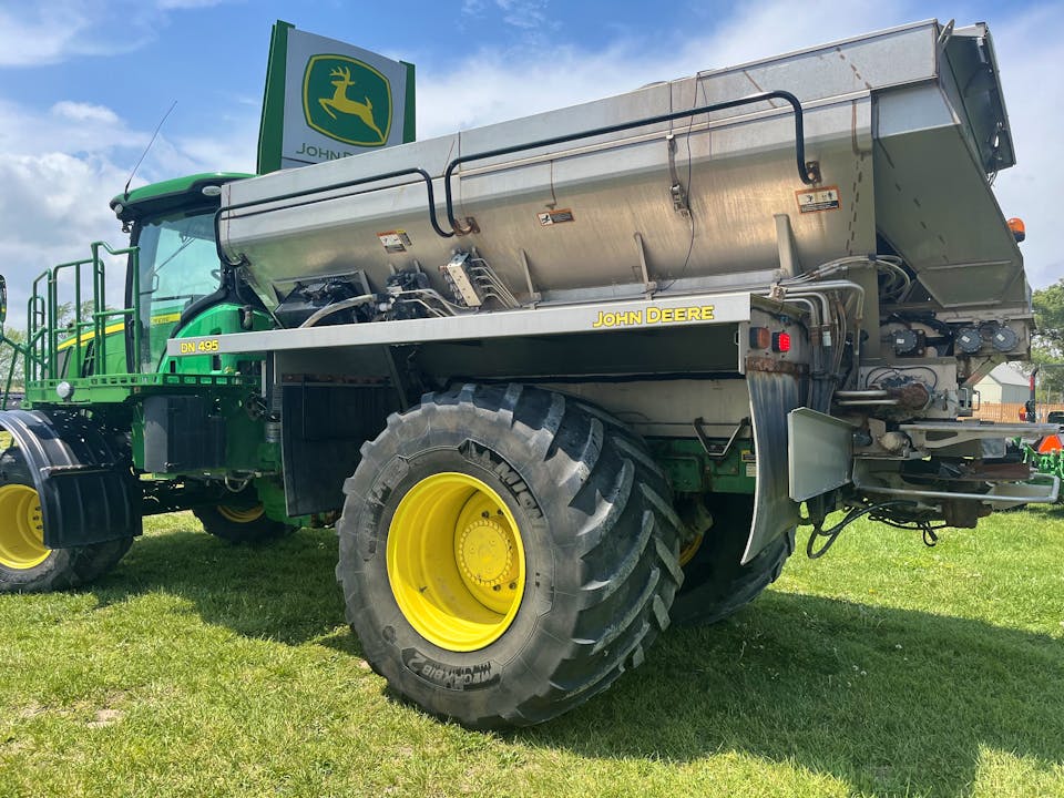 John Deere F4365