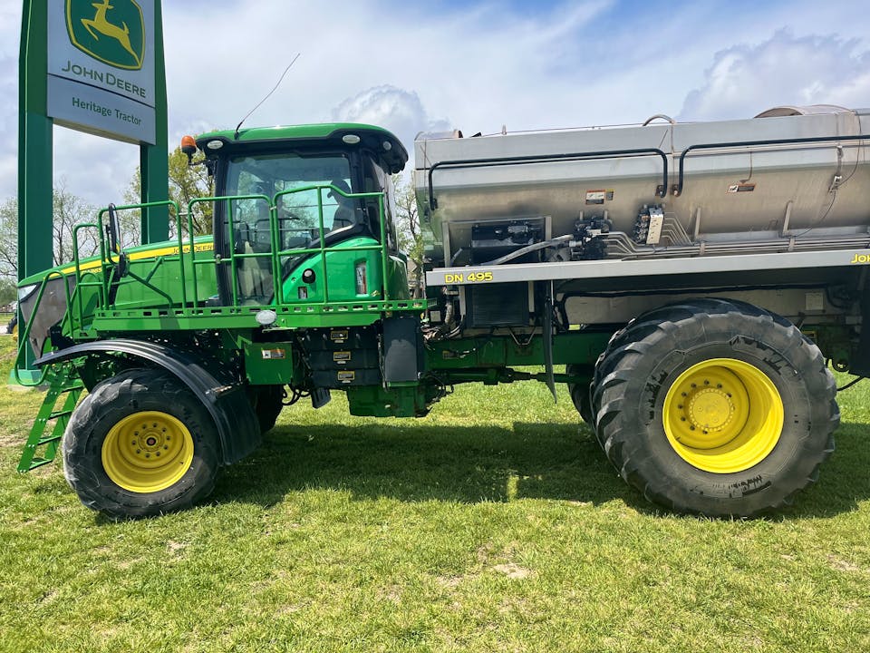 John Deere F4365