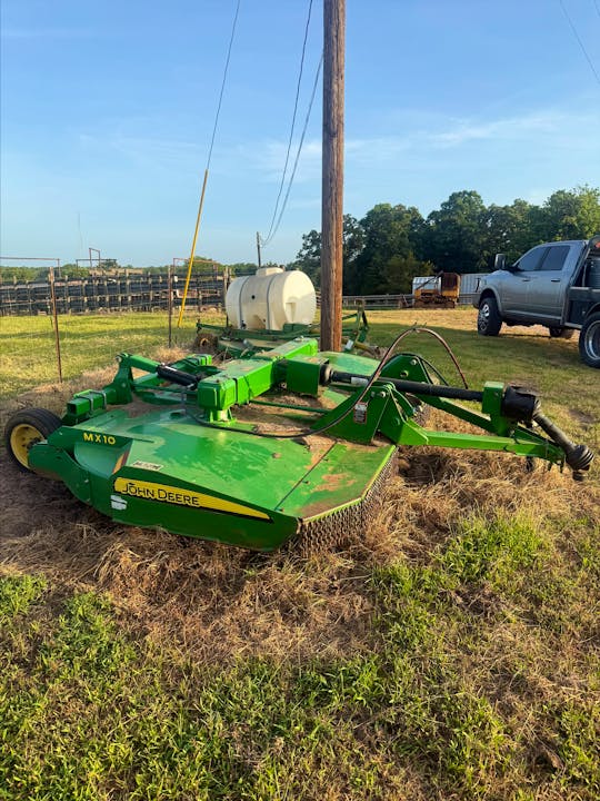 John Deere MX10