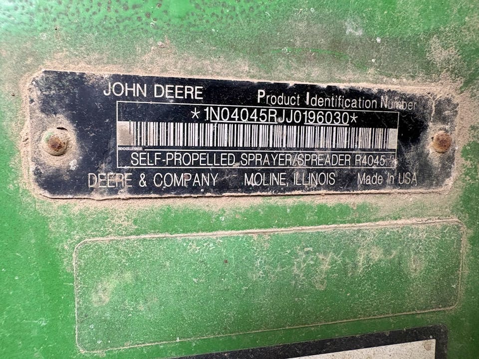 John Deere R4045
