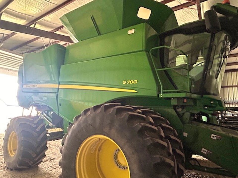 John Deere S780